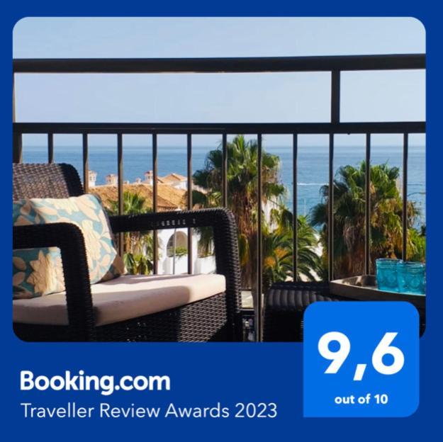 Apartamento Frente Al Mar En La Torrecilla Nerja Exterior photo