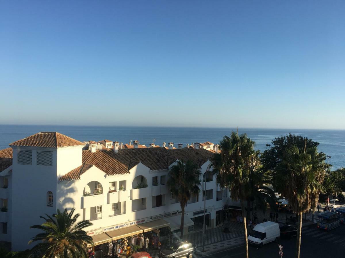 Apartamento Frente Al Mar En La Torrecilla Nerja Exterior photo